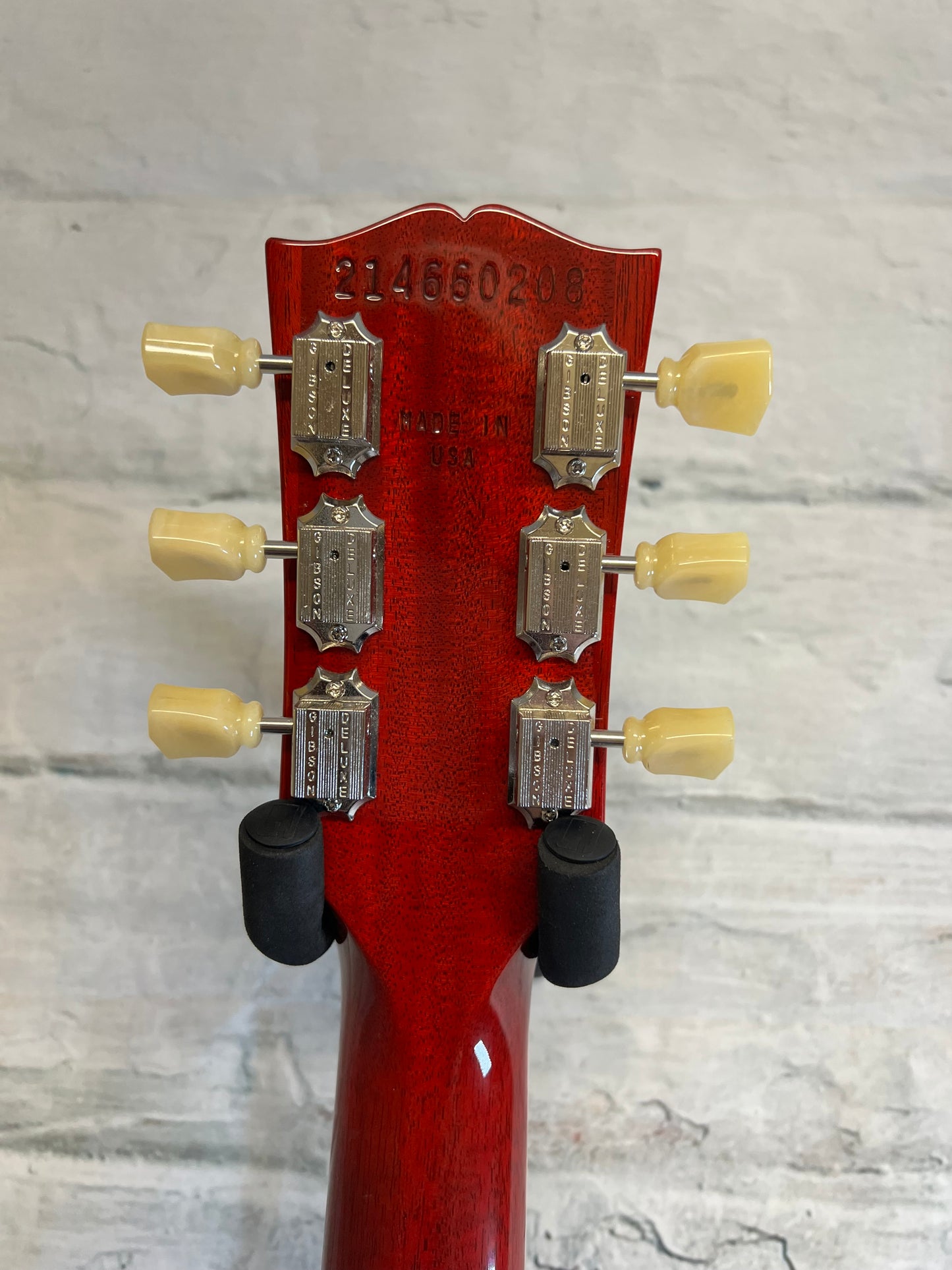 Gibson SG Standard ‘61 Vintage Cherry Electric Guitar with Hardshell Case