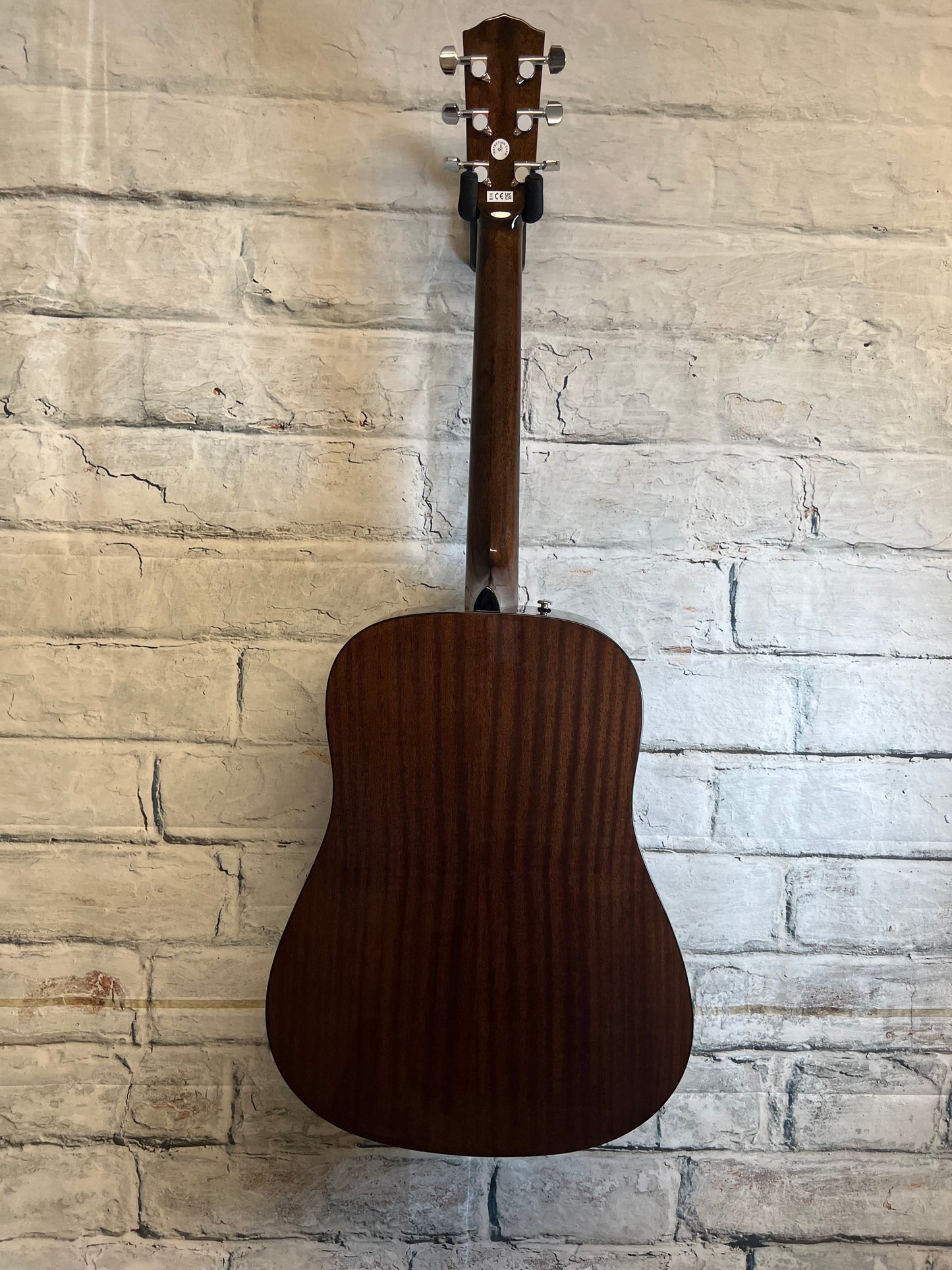 Fender CD-60 Dreadnought V3 with Case- Sunburst