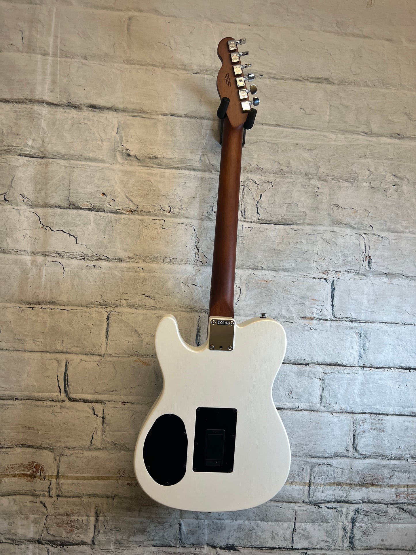 Fender Limited Edition Acoustasonic Standard Telecaster-Arctic White