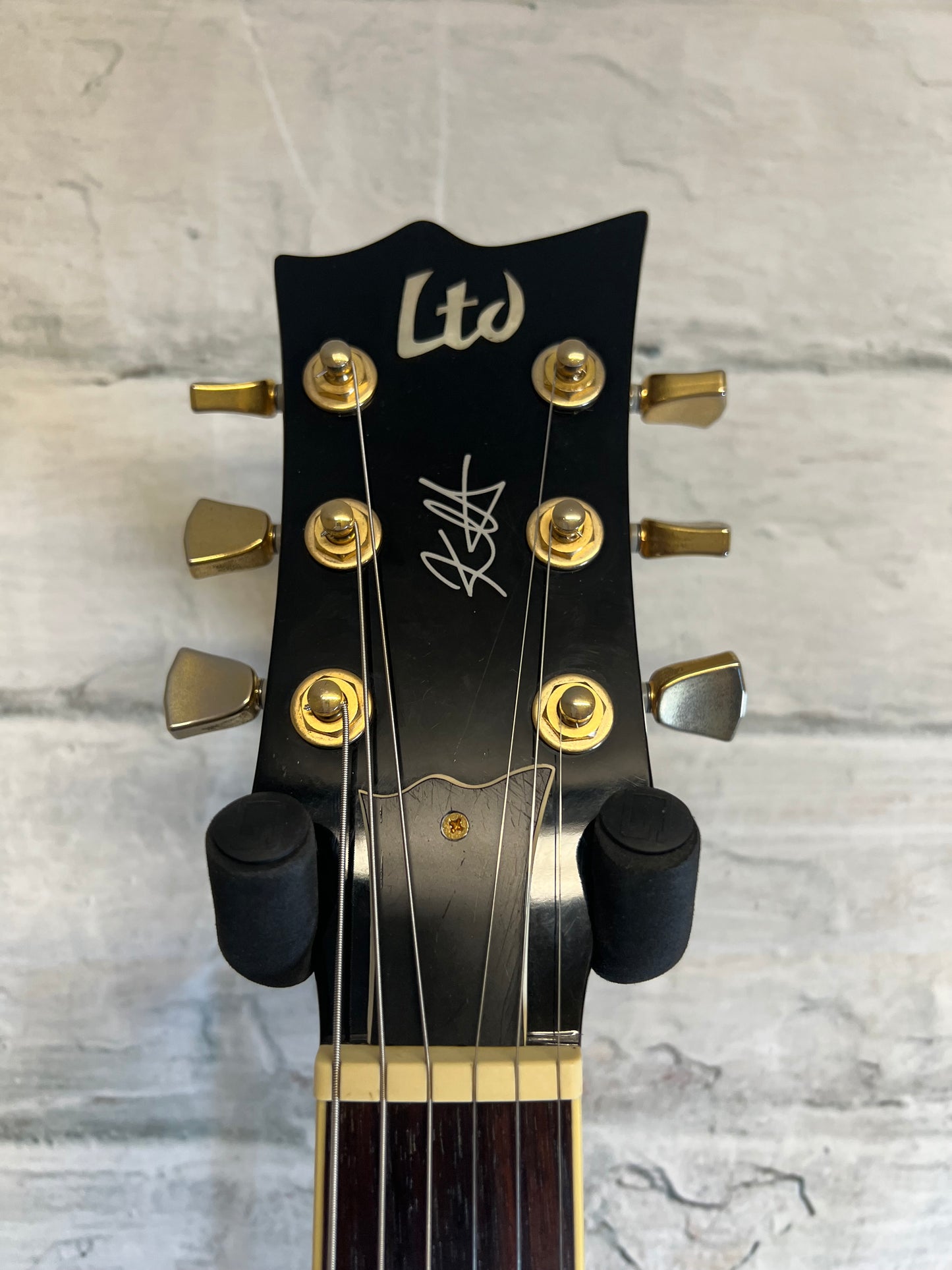 Used ESP LTD KH-DC Kirk Hammett Signature