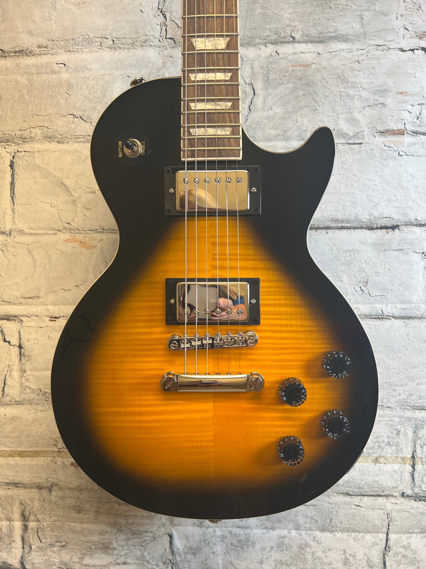 Epiphone Les Paul Tribute Plus Vintage Sunburst