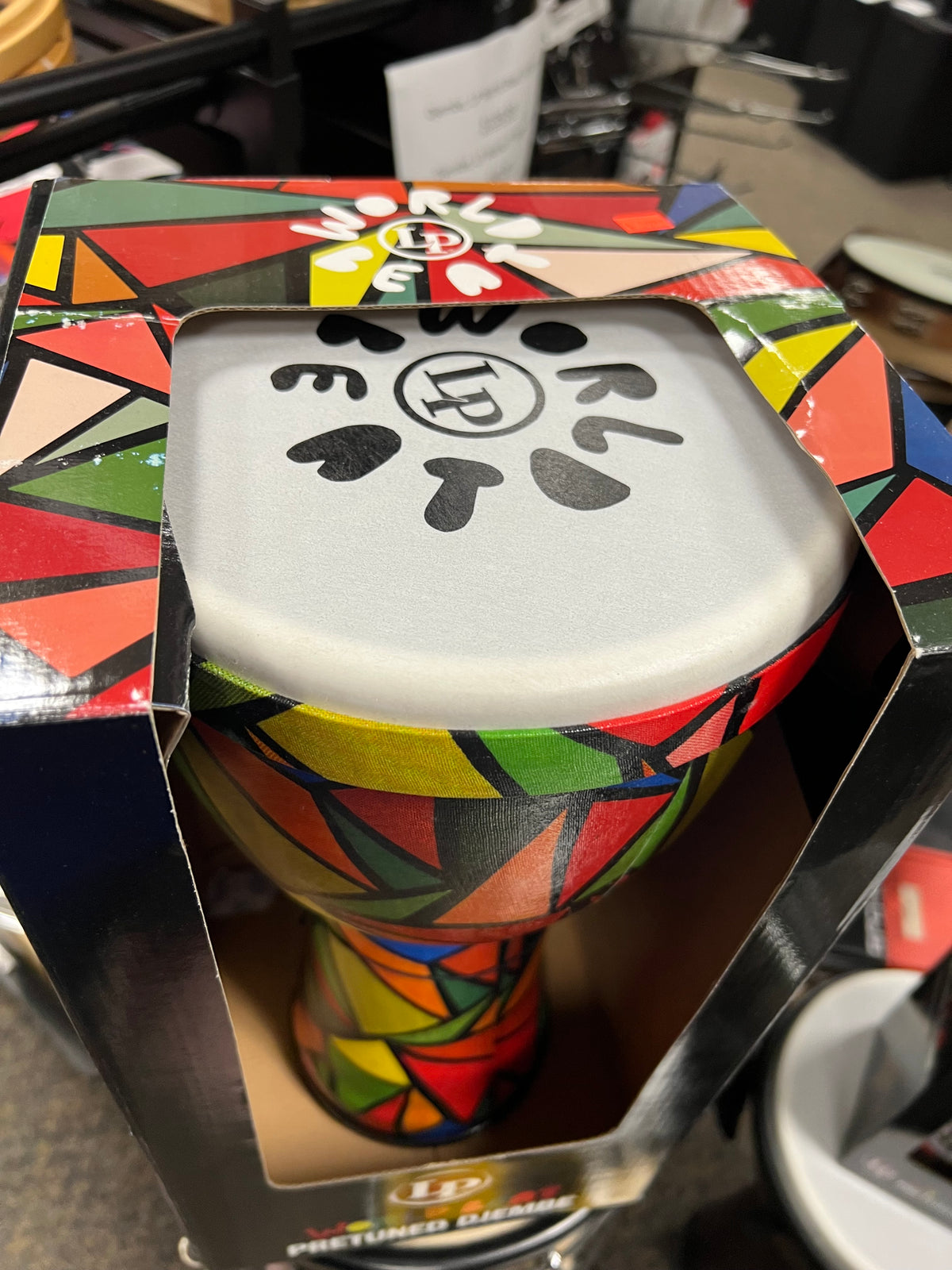 Latin Percussion World Beat Pretuned 8 Djembe