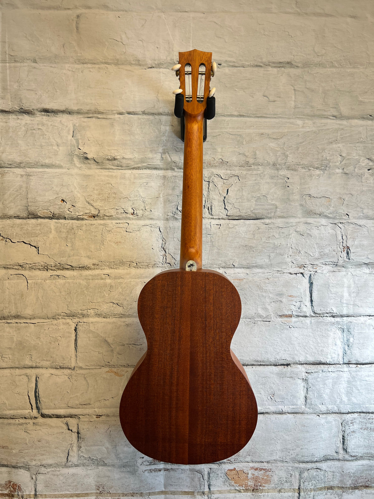 Mahalo MP4 Pearl Series Baritone Ukulele