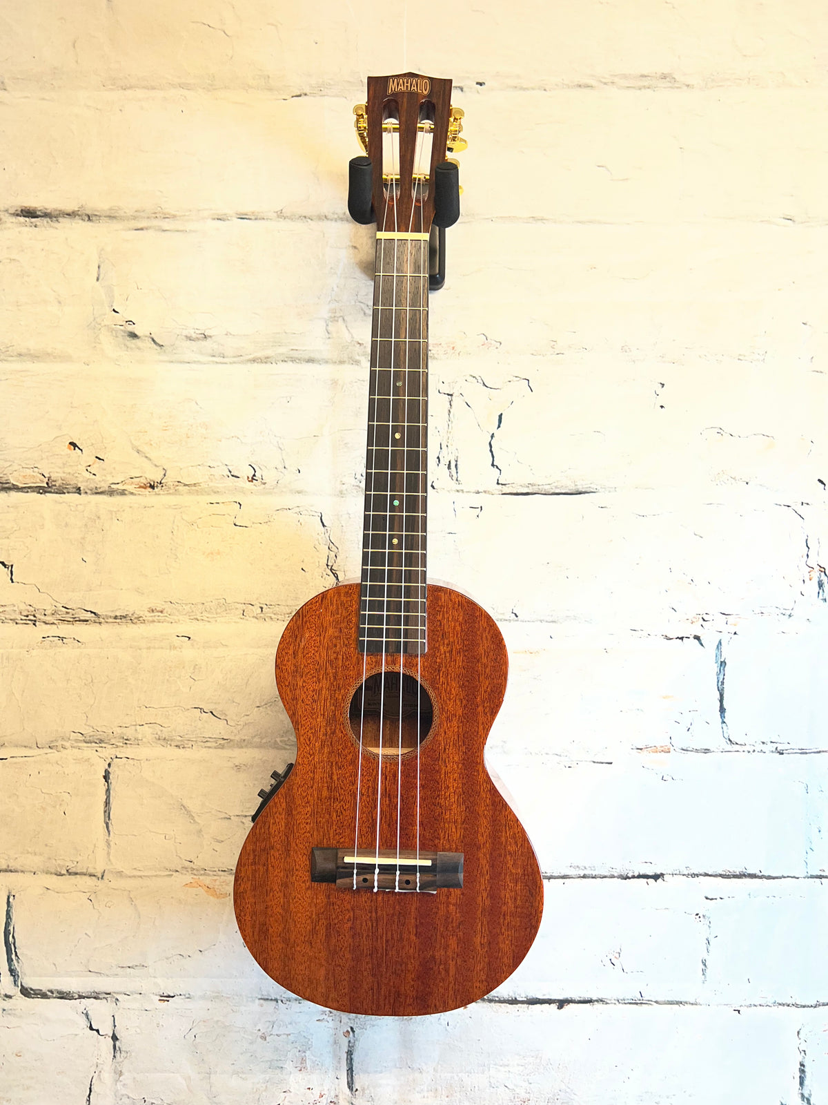 MahaloMJ3-VT-VNA Java Tenor CE Ukulele with Preamp with bag