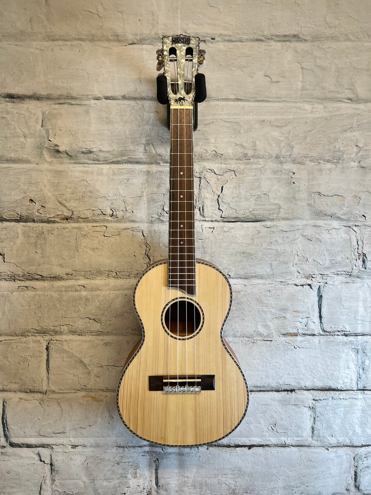 Mahalo MP3 Pearl Series Tenor Ukulele
