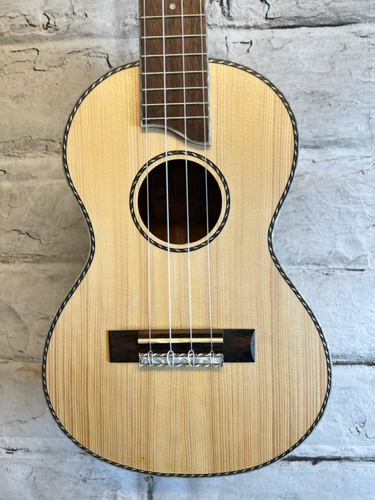 Mahalo MP3 Pearl Series Tenor Ukulele