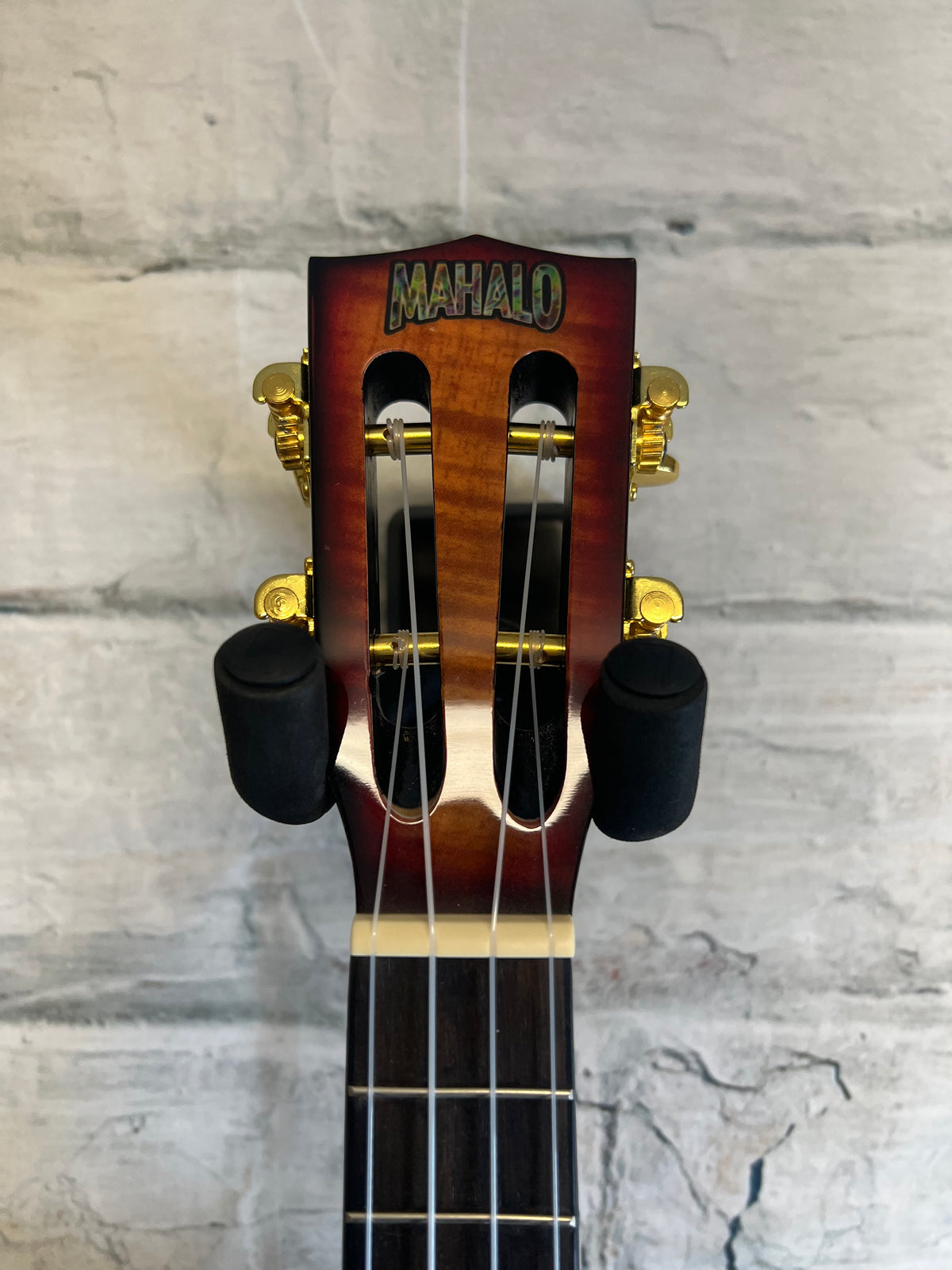 Mahalo MJ2-3TS Java Concert Ukulele-3 Tone Sunburst with bag