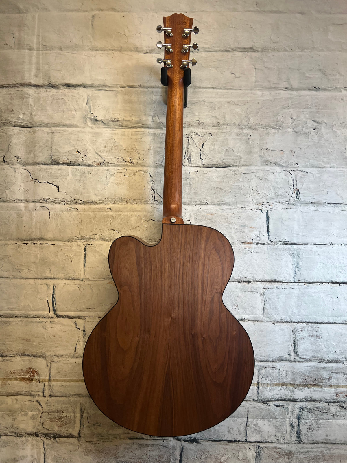 Used Gibson G-Writer with bag