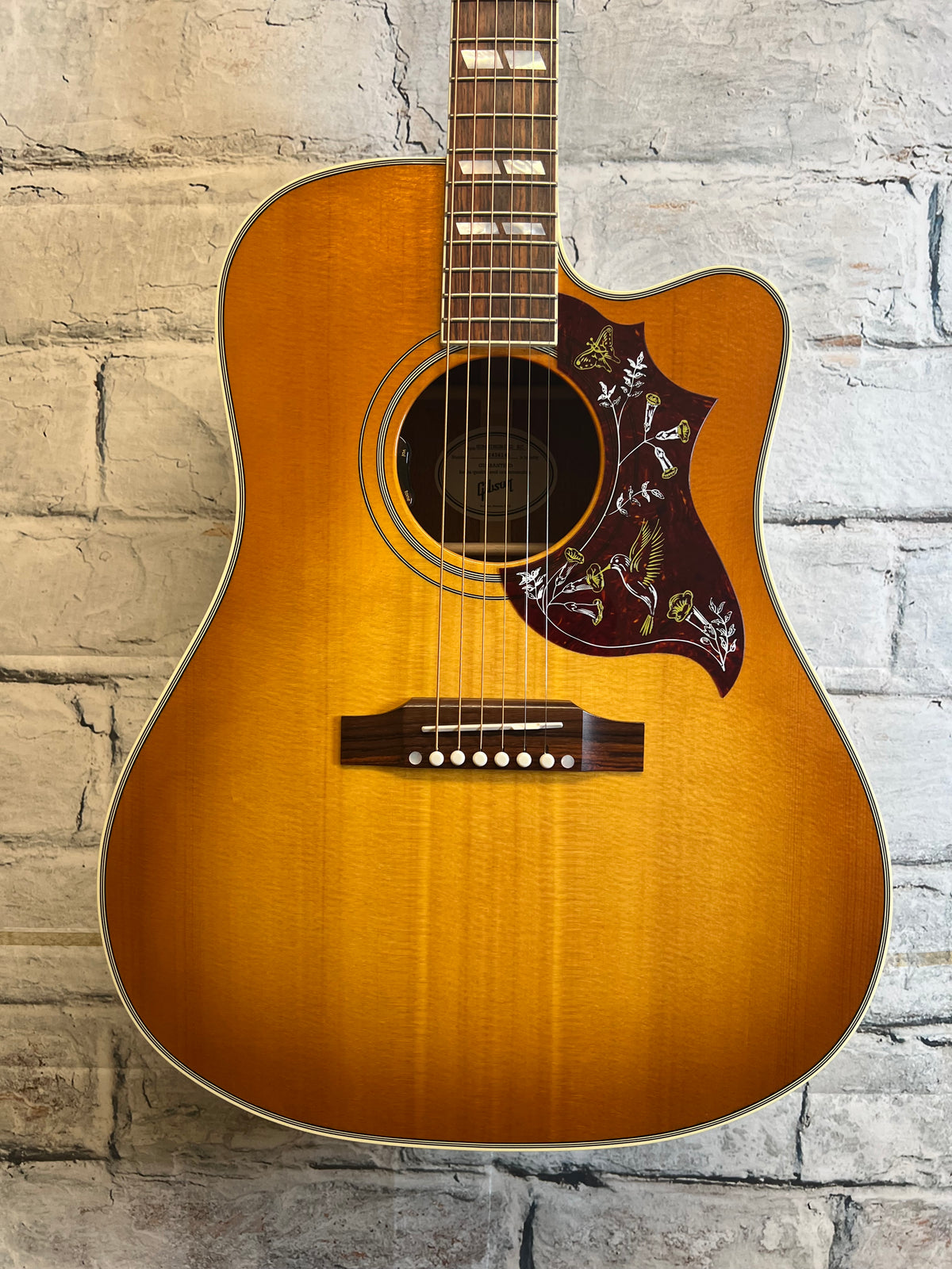 Gibson Hummingbird Standard EC Heritage Cherry Sunburst with Hardshell Case