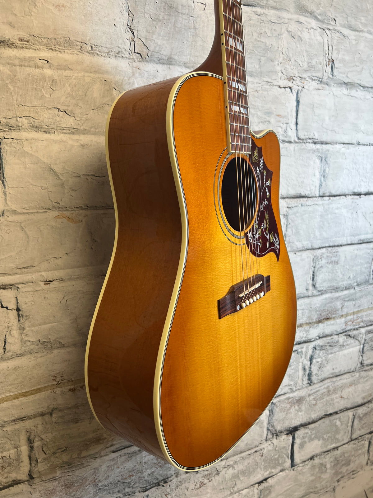 Gibson Hummingbird Standard EC Heritage Cherry Sunburst with Hardshell Case