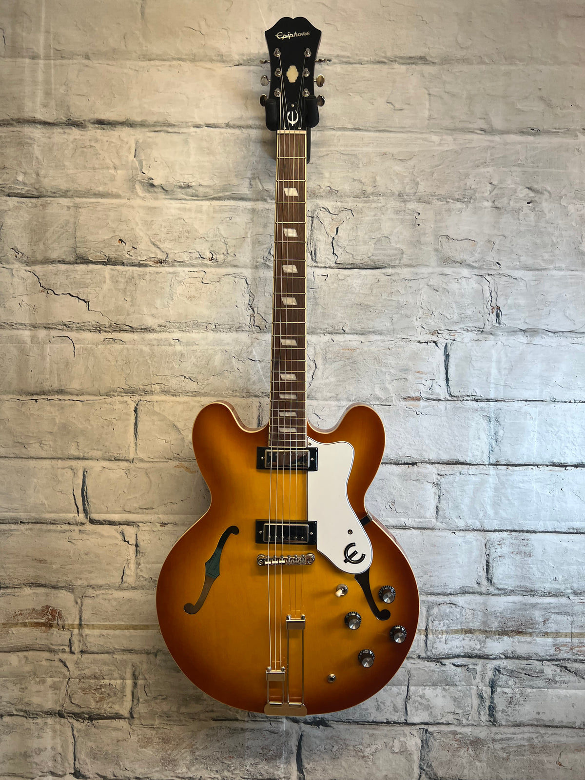 Epiphone Riviera Royal Tan Electric Guitar with Frequensator Tailpiece