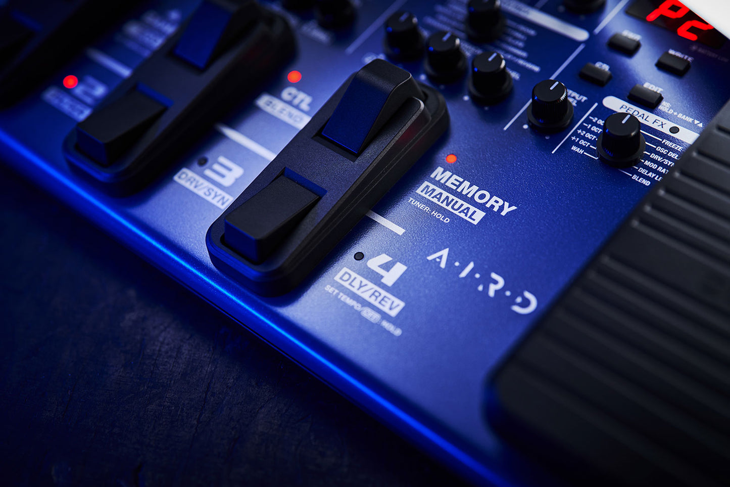 Boss ME-90B Bass Guitar Multi-Effects Pedal